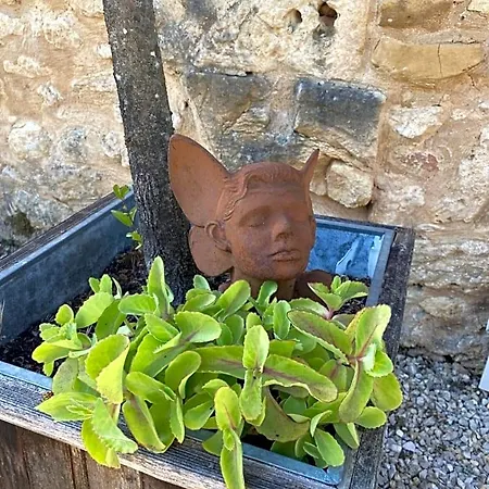 Clos De Bartinquie Bed and breakfast