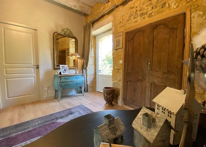 Clos De Bartinquie Bed and breakfast